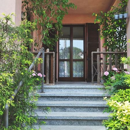 Ca' Rosa Bed & Breakfast Malnate Экстерьер фото