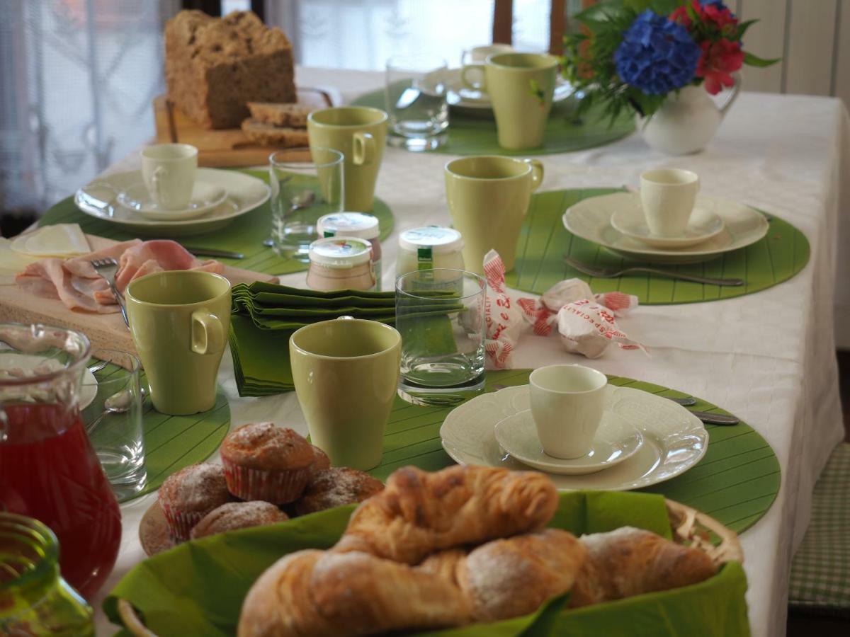 Ca' Rosa Bed & Breakfast Malnate Экстерьер фото